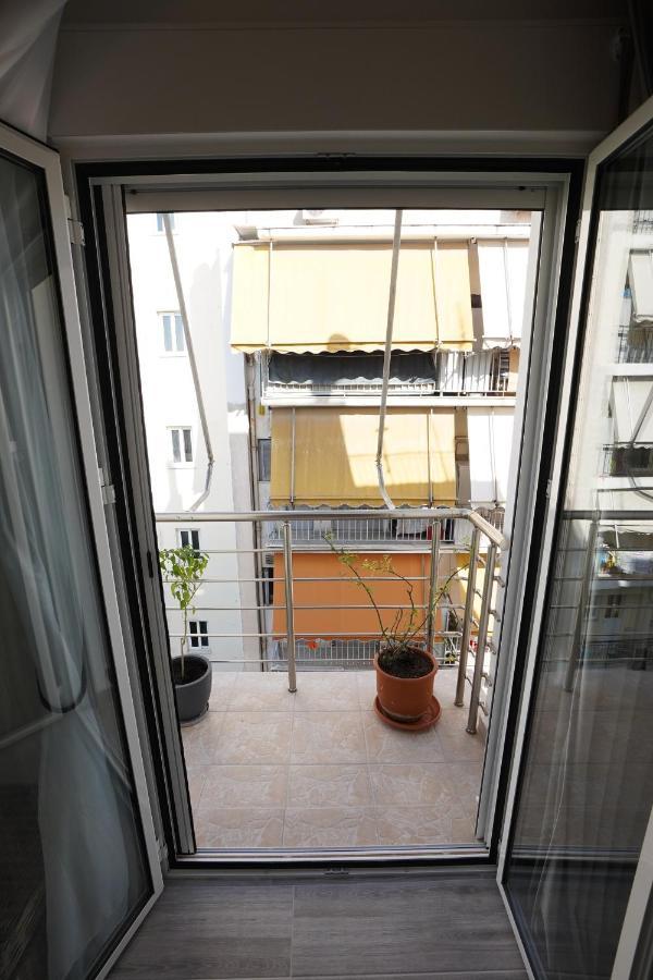 Athens Central Apartment 2 Mins To Metro Exterior foto